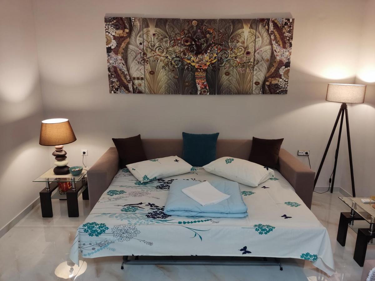 דרוסיה Ebony And Ivory Suites מראה חיצוני תמונה